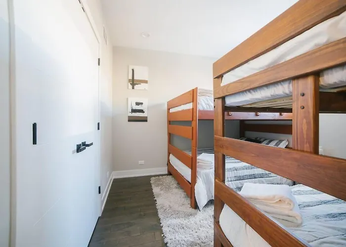 Сasa de vacaciones Magnificent New W/8 Beds & Free Parking *