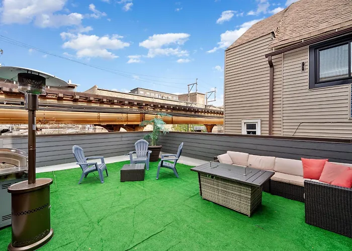 Magnificent New W/8 Beds & Free Parking